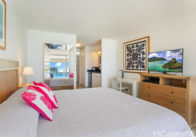 2877 Kalakaua Avenue,Honolulu,Hawaii,96815,2 Bedrooms Bedrooms,2 BathroomsBathrooms,Condo/Townhouse,Kalakaua,3,18315830