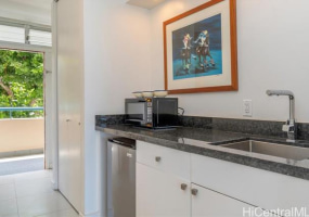 2877 Kalakaua Avenue,Honolulu,Hawaii,96815,2 Bedrooms Bedrooms,2 BathroomsBathrooms,Condo/Townhouse,Kalakaua,3,18315830