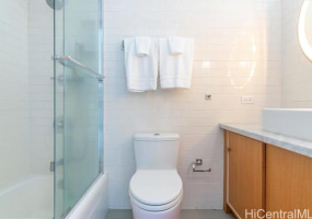2877 Kalakaua Avenue,Honolulu,Hawaii,96815,2 Bedrooms Bedrooms,2 BathroomsBathrooms,Condo/Townhouse,Kalakaua,3,18315830
