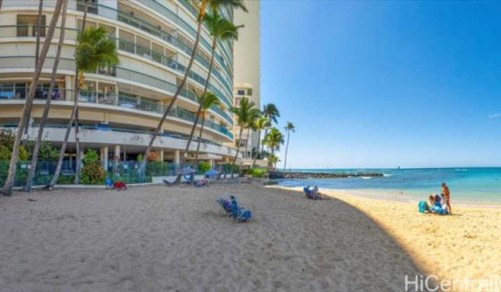 2877 Kalakaua Avenue,Honolulu,Hawaii,96815,2 Bedrooms Bedrooms,2 BathroomsBathrooms,Condo/Townhouse,Kalakaua,3,18315830