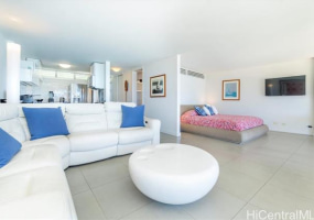 2877 Kalakaua Avenue,Honolulu,Hawaii,96815,2 Bedrooms Bedrooms,2 BathroomsBathrooms,Condo/Townhouse,Kalakaua,3,18315830