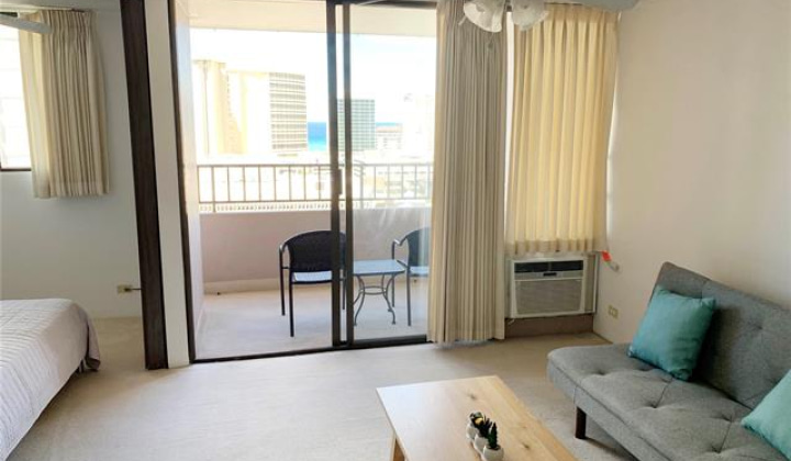 2240 Kuhio Avenue,Honolulu,Hawaii,96815,1 Bedroom Bedrooms,1 BathroomBathrooms,Condo/Townhouse,Kuhio,18,18316297