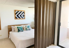 2240 Kuhio Avenue,Honolulu,Hawaii,96815,1 Bedroom Bedrooms,1 BathroomBathrooms,Condo/Townhouse,Kuhio,18,18316297
