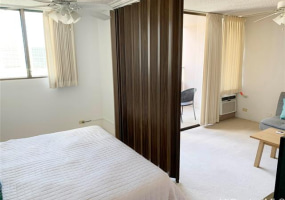 2240 Kuhio Avenue,Honolulu,Hawaii,96815,1 Bedroom Bedrooms,1 BathroomBathrooms,Condo/Townhouse,Kuhio,18,18316297