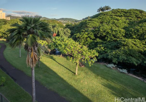 1720 Huna Street,Honolulu,Hawaii,96817,3 ベッドルーム ベッドルーム,2 バスルームバスルーム,コンド / タウンハウス,Huna,4,18316701