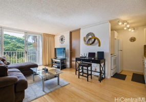 1720 Huna Street,Honolulu,Hawaii,96817,3 ベッドルーム ベッドルーム,2 バスルームバスルーム,コンド / タウンハウス,Huna,4,18316701