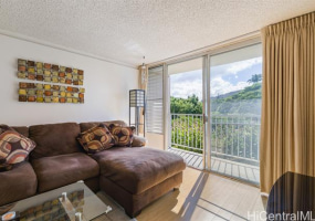 1720 Huna Street,Honolulu,Hawaii,96817,3 ベッドルーム ベッドルーム,2 バスルームバスルーム,コンド / タウンハウス,Huna,4,18316701