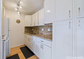 1720 Huna Street,Honolulu,Hawaii,96817,3 ベッドルーム ベッドルーム,2 バスルームバスルーム,コンド / タウンハウス,Huna,4,18316701