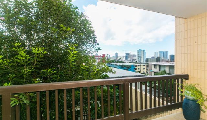 1524 Pensacola Street,Honolulu,Hawaii,96822,2 ベッドルーム ベッドルーム,1 バスルームバスルーム,コンド / タウンハウス,Pensacola,1,18317057