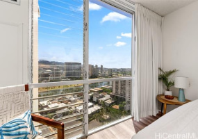 1925 Kalakaua Avenue,Honolulu,Hawaii,96815,1 Bedroom Bedrooms,1 BathroomBathrooms,Condo/Townhouse,Kalakaua,25,18317062