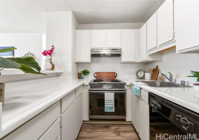 1925 Kalakaua Avenue,Honolulu,Hawaii,96815,1 Bedroom Bedrooms,1 BathroomBathrooms,Condo/Townhouse,Kalakaua,25,18317062