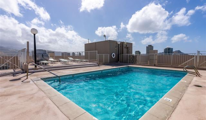 1925 Kalakaua Avenue,Honolulu,Hawaii,96815,1 Bedroom Bedrooms,1 BathroomBathrooms,Condo/Townhouse,Kalakaua,25,18317062
