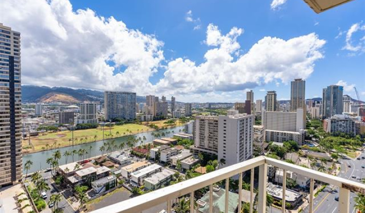 1925 Kalakaua Avenue,Honolulu,Hawaii,96815,1 Bedroom Bedrooms,1 BathroomBathrooms,Condo/Townhouse,Kalakaua,25,18317062
