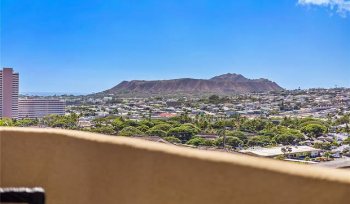 1437 Hoakoa Place,Honolulu,Hawaii,96821,3 Bedrooms Bedrooms,2 BathroomsBathrooms,Condo/Townhouse,Hoakoa,3,18317167