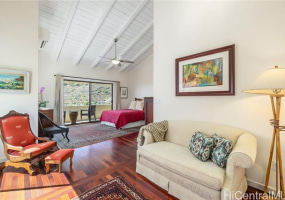 1437 Hoakoa Place,Honolulu,Hawaii,96821,3 Bedrooms Bedrooms,2 BathroomsBathrooms,Condo/Townhouse,Hoakoa,3,18317167