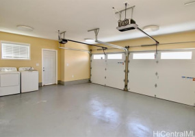 821 Momolio Street,Honolulu,Hawaii,96817,5 ベッドルーム ベッドルーム,4 バスルームバスルーム,一戸建て,Momolio,18317454