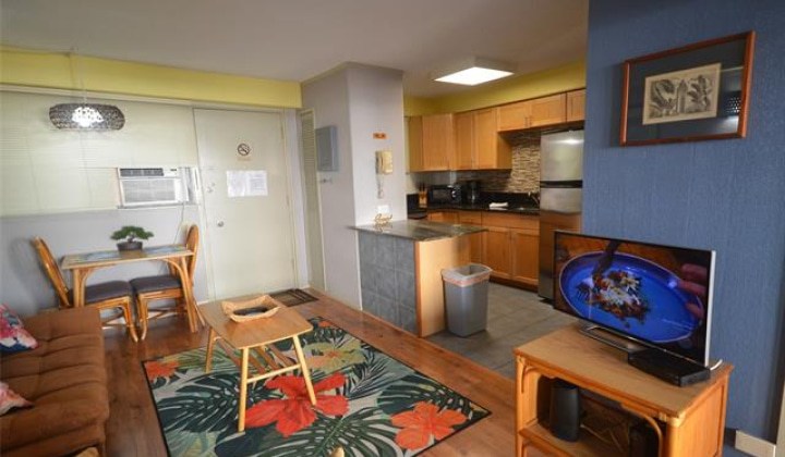 417 Nohonani Street,Honolulu,Hawaii,96815,1 Bedroom Bedrooms,1 BathroomBathrooms,Condo/Townhouse,Nohonani,4,18317758