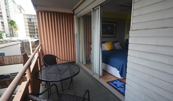 417 Nohonani Street,Honolulu,Hawaii,96815,1 Bedroom Bedrooms,1 BathroomBathrooms,Condo/Townhouse,Nohonani,4,18317758