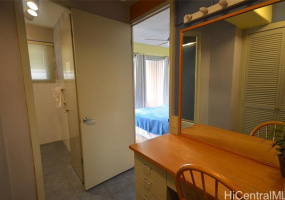 417 Nohonani Street,Honolulu,Hawaii,96815,1 Bedroom Bedrooms,1 BathroomBathrooms,Condo/Townhouse,Nohonani,4,18317758