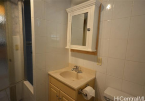 417 Nohonani Street,Honolulu,Hawaii,96815,1 Bedroom Bedrooms,1 BathroomBathrooms,Condo/Townhouse,Nohonani,4,18317758