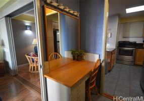 417 Nohonani Street,Honolulu,Hawaii,96815,1 Bedroom Bedrooms,1 BathroomBathrooms,Condo/Townhouse,Nohonani,4,18317758