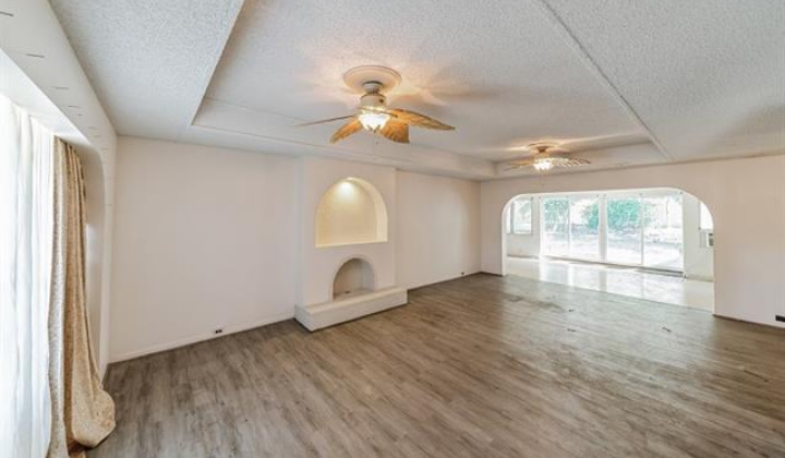 1158 Waiholo Street,Honolulu,Hawaii,96821,5 Bedrooms Bedrooms,3 BathroomsBathrooms,Single family,Waiholo,18318377