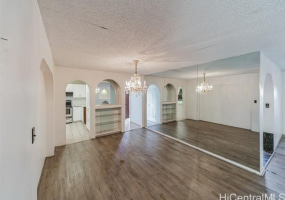 1158 Waiholo Street,Honolulu,Hawaii,96821,5 Bedrooms Bedrooms,3 BathroomsBathrooms,Single family,Waiholo,18318377