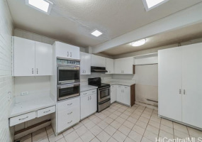 1158 Waiholo Street,Honolulu,Hawaii,96821,5 Bedrooms Bedrooms,3 BathroomsBathrooms,Single family,Waiholo,18318377