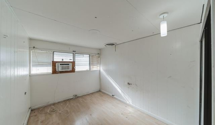 1158 Waiholo Street,Honolulu,Hawaii,96821,5 Bedrooms Bedrooms,3 BathroomsBathrooms,Single family,Waiholo,18318377