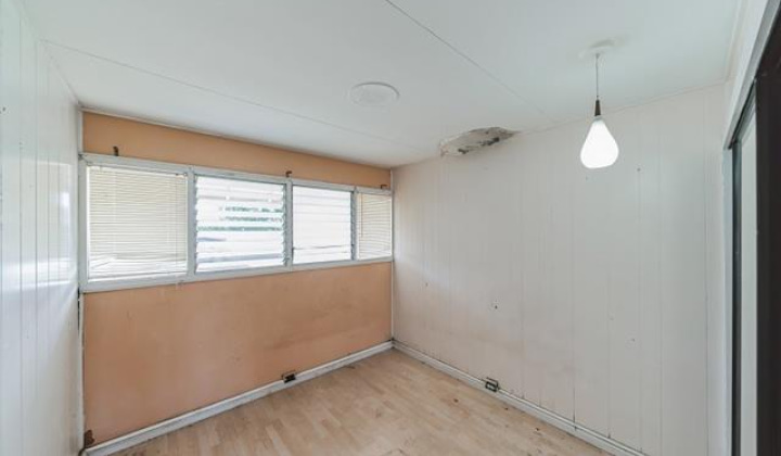 1158 Waiholo Street,Honolulu,Hawaii,96821,5 Bedrooms Bedrooms,3 BathroomsBathrooms,Single family,Waiholo,18318377