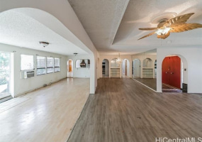 1158 Waiholo Street,Honolulu,Hawaii,96821,5 Bedrooms Bedrooms,3 BathroomsBathrooms,Single family,Waiholo,18318377