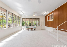 5601 Halepa Place,Honolulu,Hawaii,96821,3 Bedrooms Bedrooms,2 BathroomsBathrooms,Single family,Halepa,18318586