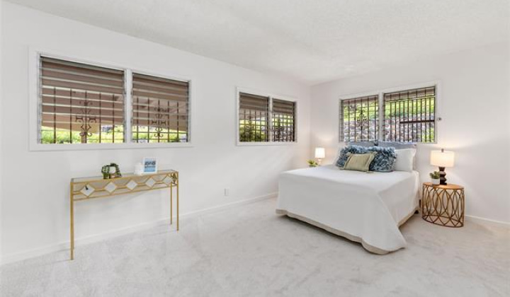 5601 Halepa Place,Honolulu,Hawaii,96821,3 Bedrooms Bedrooms,2 BathroomsBathrooms,Single family,Halepa,18318586