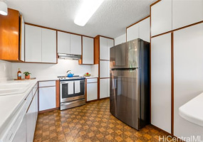 5601 Halepa Place,Honolulu,Hawaii,96821,3 Bedrooms Bedrooms,2 BathroomsBathrooms,Single family,Halepa,18318586