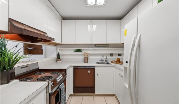 222 Liliuokalani Avenue,Honolulu,Hawaii,96815,2 ベッドルーム ベッドルーム,2 バスルームバスルーム,コンド / タウンハウス,Liliuokalani,4,18319790