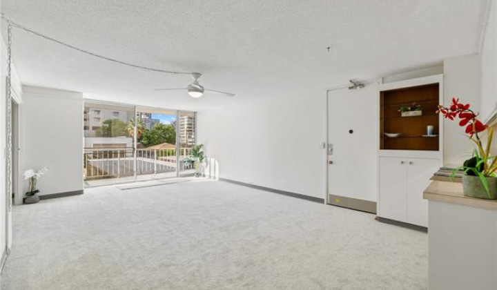 3045 Ala Napuaa Place,Honolulu,Hawaii,96818,1 BathroomBathrooms,Condo/Townhouse,Ala Napuaa,11,17889873