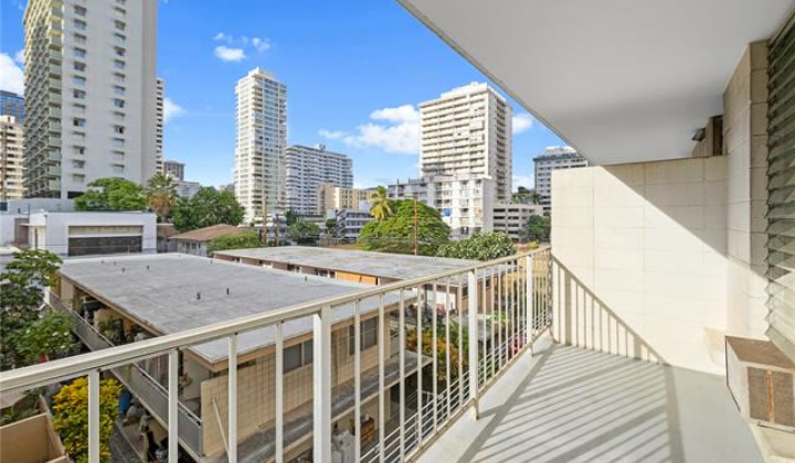 222 Liliuokalani Avenue,Honolulu,Hawaii,96815,2 ベッドルーム ベッドルーム,2 バスルームバスルーム,コンド / タウンハウス,Liliuokalani,4,18319790