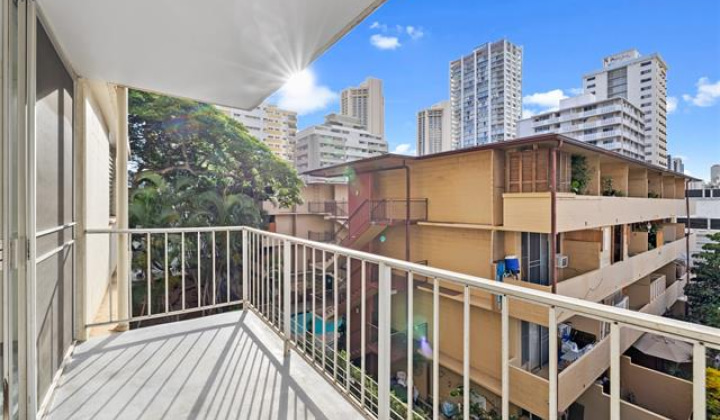 222 Liliuokalani Avenue,Honolulu,Hawaii,96815,2 ベッドルーム ベッドルーム,2 バスルームバスルーム,コンド / タウンハウス,Liliuokalani,4,18319790