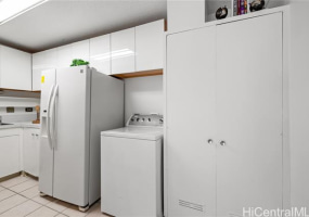 222 Liliuokalani Avenue,Honolulu,Hawaii,96815,2 ベッドルーム ベッドルーム,2 バスルームバスルーム,コンド / タウンハウス,Liliuokalani,4,18319790