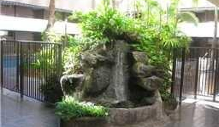 1088 Bishop Street,Honolulu,Hawaii,96813,1 Bedroom Bedrooms,1 BathroomBathrooms,Condo/Townhouse,Bishop,12,18319913