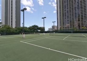 300 Wai Nani Way,Honolulu,Hawaii,96815,1 BathroomBathrooms,Condo/Townhouse,Wai Nani,7,18320369