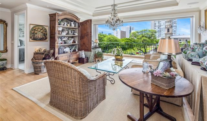 1740 Beretania Street,Honolulu,Hawaii,96826,2 Bedrooms Bedrooms,2 BathroomsBathrooms,Condo/Townhouse,Beretania,4,18320377
