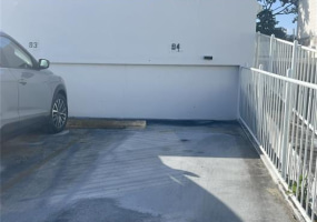 647 Kunawai Lane,Honolulu,Hawaii,96817,1 Bedroom Bedrooms,1 BathroomBathrooms,Condo/Townhouse,Kunawai,6,18919304