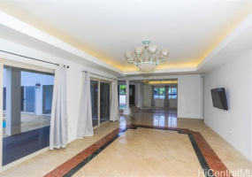 736 Ulili Street,Honolulu,Hawaii,96816,6 Bedrooms Bedrooms,6 BathroomsBathrooms,Single family,Ulili,18772894