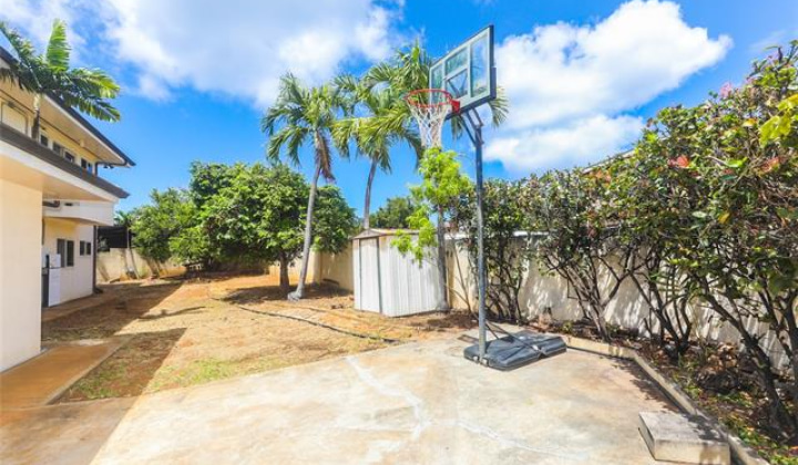 736 Ulili Street,Honolulu,Hawaii,96816,6 Bedrooms Bedrooms,6 BathroomsBathrooms,Single family,Ulili,18772894