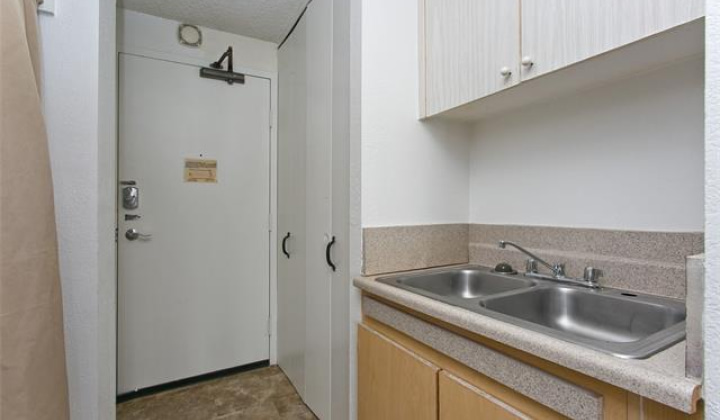 1920 Ala Moana Boulevard,Honolulu,Hawaii,96815,1 バスルームバスルーム,コンド / タウンハウス,Ala Moana,6,18320709