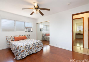 1559 Ala Napunani Street,Honolulu,Hawaii,96818,4 Bedrooms Bedrooms,2 BathroomsBathrooms,Single family,Ala Napunani,18321637