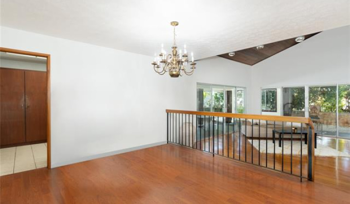 1559 Ala Napunani Street,Honolulu,Hawaii,96818,4 Bedrooms Bedrooms,2 BathroomsBathrooms,Single family,Ala Napunani,18321637
