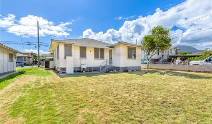 602 Halela Street,Kailua,Hawaii,96734,3 Bedrooms Bedrooms,1 BathroomBathrooms,Single family,Halela,18323040