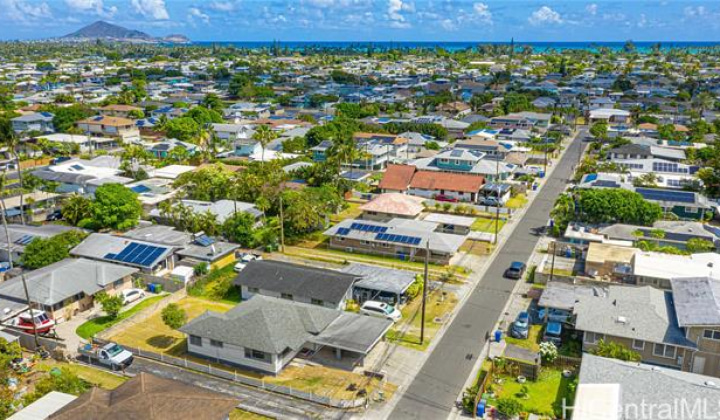 602 Halela Street,Kailua,Hawaii,96734,3 Bedrooms Bedrooms,1 BathroomBathrooms,Single family,Halela,18323040